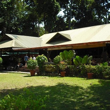 Pulau Tiga Resort Kota Kinabalu Exterior foto